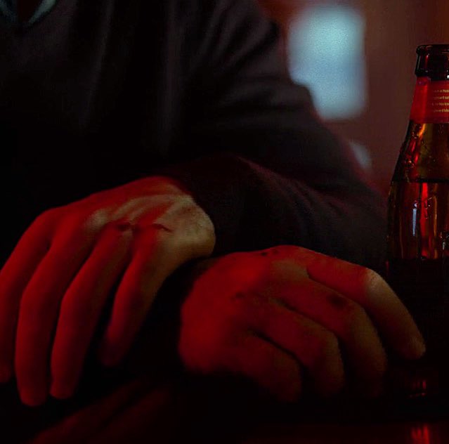 charliecoxfans's tweet photo. #DaredevilBornAgain #Daredevil #MattMurdock #CharlieCox 
🥊😈♥️ https://t.co/VKiGFLzxZA