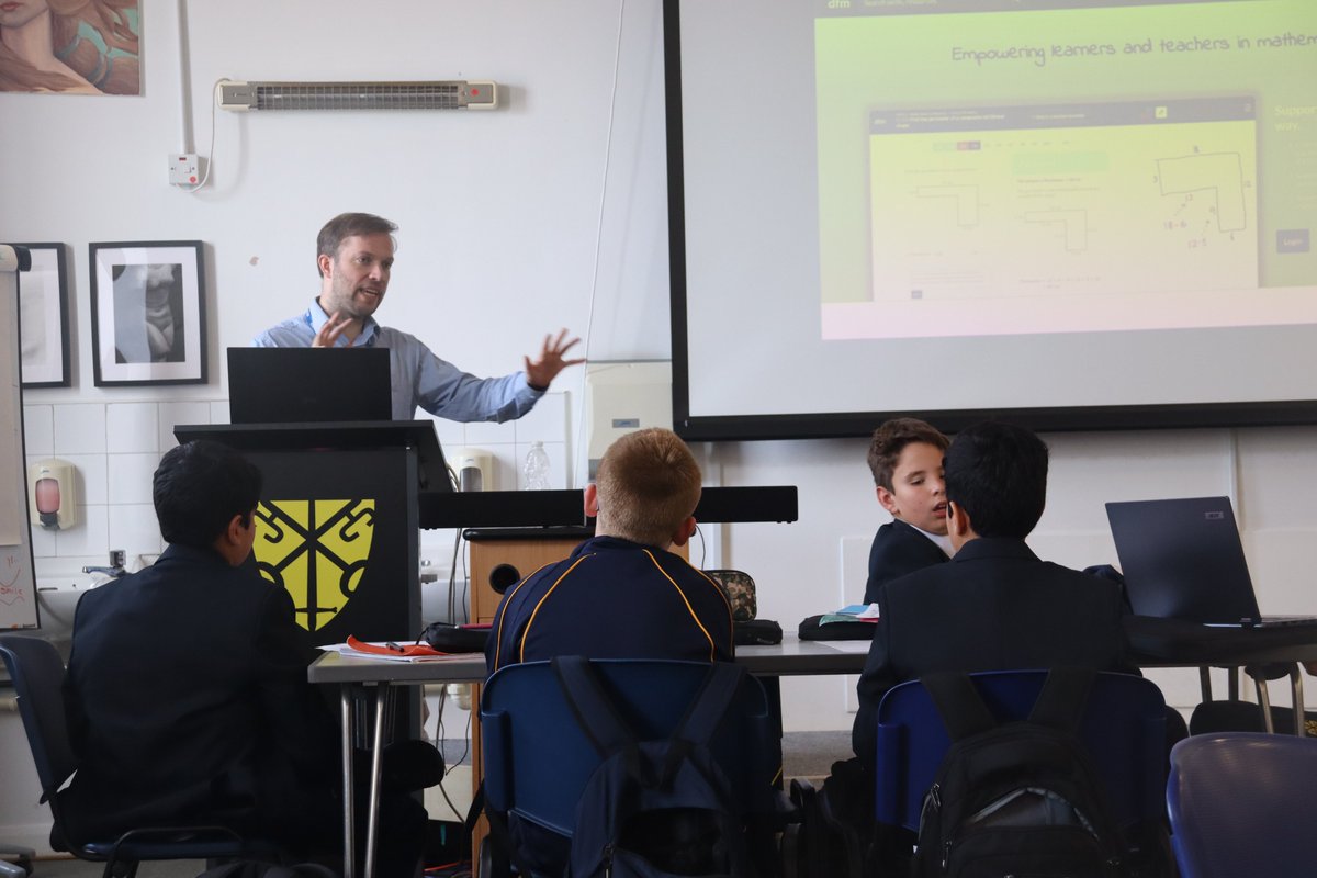 PriorParkGib's tweet photo. It was amazing to have @DrFrostMaths join us for the start of Maths Week yesterday and teach some great, interactive maths lessons to students across the school https://t.co/g9dzhXFWKT