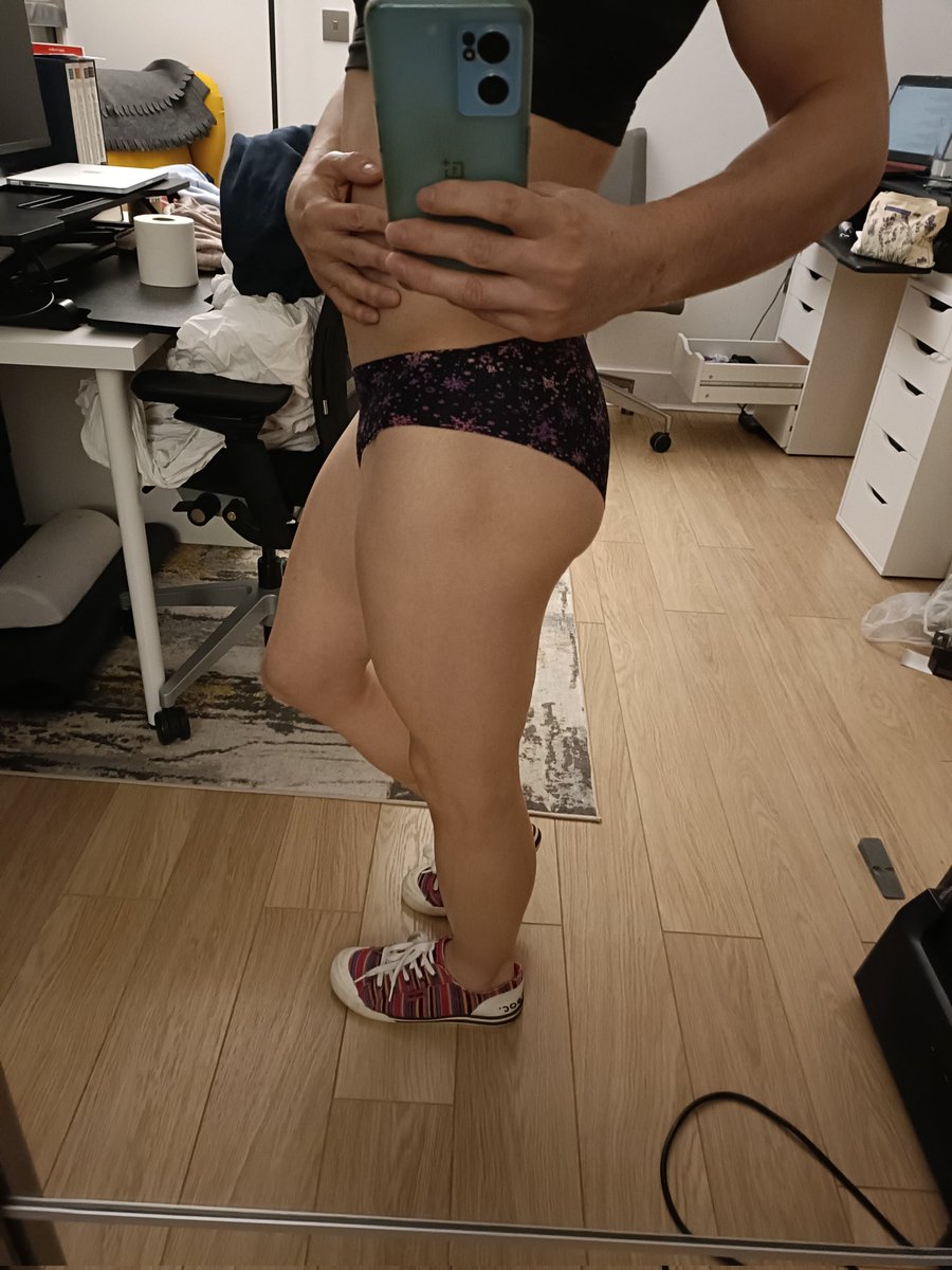 sissychloe123's tweet photo. One good thing about being an emasculated femboy sissy is I'm definitely in the best shape I've ever been in

#feminized #femme #sissy #sissytransformation #feminization #sissyfitness #femboy #sissylifestyle https://t.co/kAtdI0a47C
