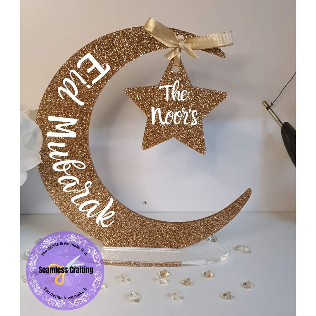 seamless_craft's tweet photo. Personalised Ramadan, Eid Mubarak acrylic Moon Decoration and personalised with the family Name.

Store link 
https://t.co/wH5uhLYsrv

 #ramadangifts  #CraftBizParty  #numondaycom  #ukmakers1 #supportsmallbusiness https://t.co/KL0xeVjnPi