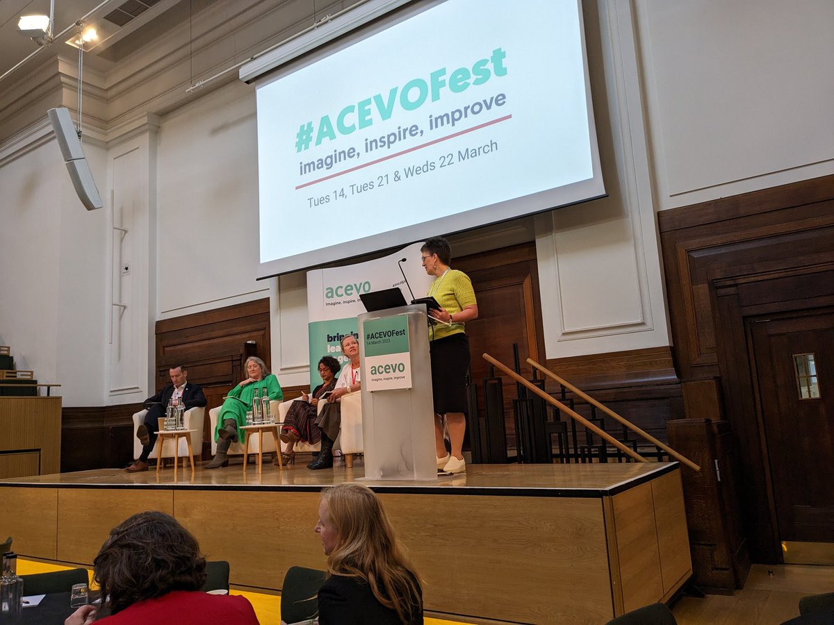 NilNeale's tweet photo. A civil society power panel @ACEVO #ACEVOFEST @PoppyJaman @Mind_Forward @markrusselluk @childrensociety @Sue_Tibballs @Kathy_CEO_CE @Childrenengland @JaneIdeCEO https://t.co/XTEk4jimne