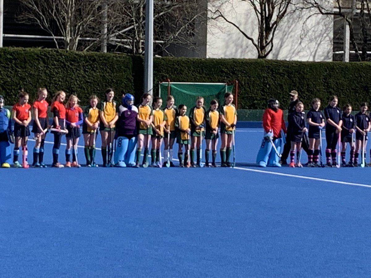 BishopstonPE's tweet photo. Now itโs the U12s turn! #gobish @HockeyWales https://t.co/JLG2qZJr8b