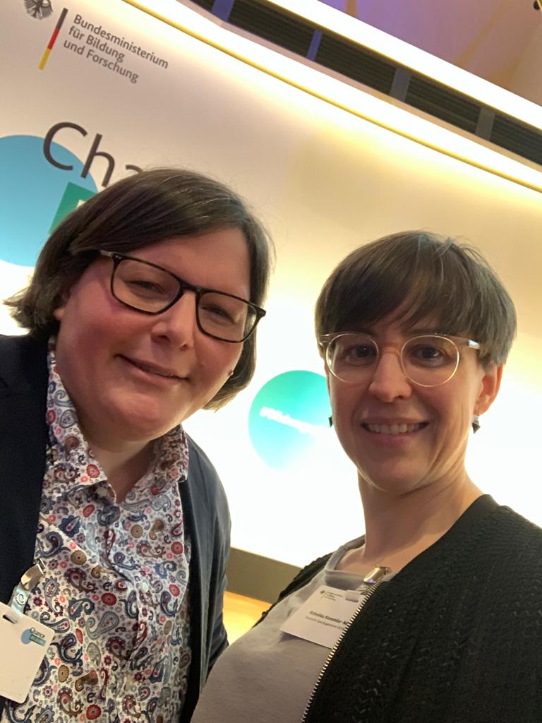 Daniela Broda (@brodaniela) on Twitter photo #Bildungsgipfel nicht ohne #Jugendverbände @KemmlerMueller <a href="/dsj4sport/">Deutsche Sportjugend (dsj)</a> @DBJR_ #bifo2023 #Jugendarbeit #Chancengerechtigkeit #Bildungsgipfel nicht ohne #Jugendverbände @KemmlerMueller <a href="/dsj4sport/">Deutsche Sportjugend (dsj)</a> @DBJR_ #bifo2023 #Jugendarbeit #Chancengerechtigkeit