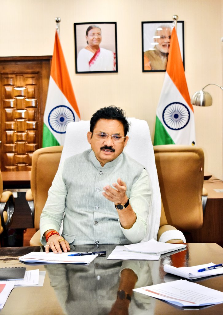 devusinh's tweet photo. Reviewed the progress of IT 2.0 project of Department of Post.

The focus of this project is to provide more Citizen Centric Services with a click of button. https://t.co/QRTdleJltl