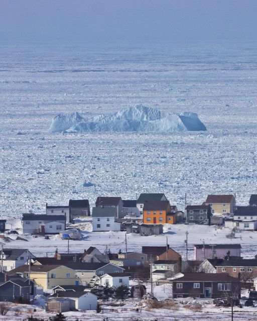 NFTEE3000's tweet photo. Great view of the iceberg in Bonavista Bay! 
March 13, 2023 https://t.co/a4WXppJxqM