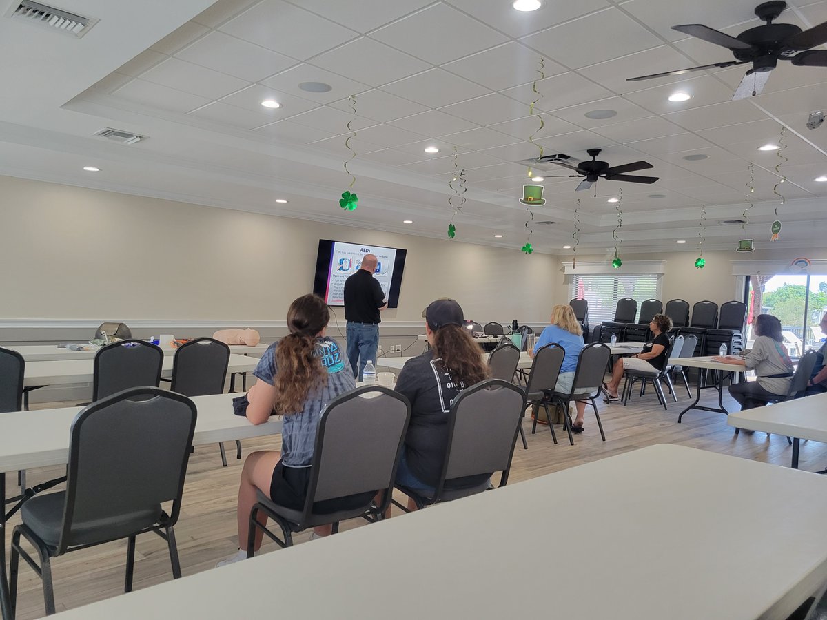 B2Defensetrain's tweet photo. Great Stop the Bleed class. Thanks to all who came out on Sunday! https://t.co/zveCNeejgb