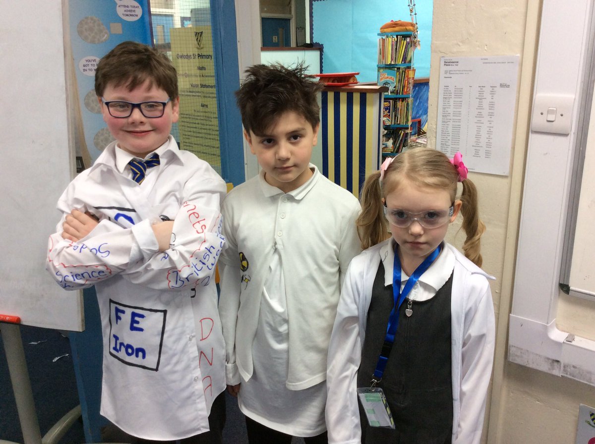 GSPSKenya's tweet photo. @GwladysStPrim Class @GSPSKenya are celebrating #scienceweek and have dressed up as scientists. @GSPSScience https://t.co/0DPM2v2cFn