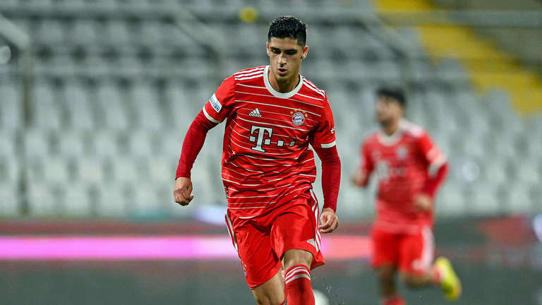 Grant-Leon Ranos will play for Armenian national team.

<a href="/FCBayernEN/">FC Bayern</a> striker will join Armenian national team camp in upcoming days.