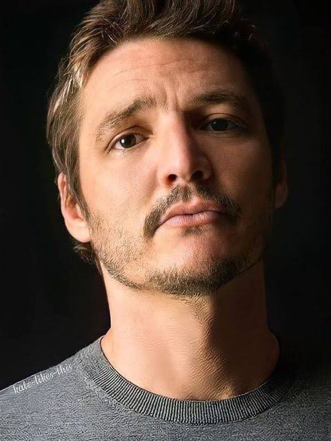 marigraciolli's tweet photo. Os feios estão CHOQUITOS porquê as mulheres acham esse homem de beleza simples lindo. Justamente porquê esses mesmos feios exigem 1983848484 coisas para achar uma mulher linda. https://t.co/PJje5gE9B6