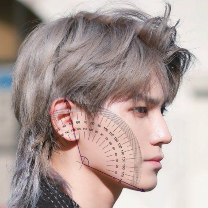 สารี่ J tweet media