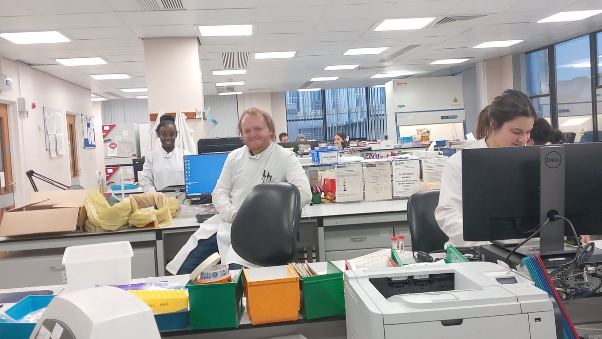 The microbiology team focus on identifying infectious organisms from samples as diverse as blood and faeces to sputum and toenails, so they can be managed and treated in patients. Infections can be caused by bacteria, fungi, viruses and parasites. #HCSWeek2023