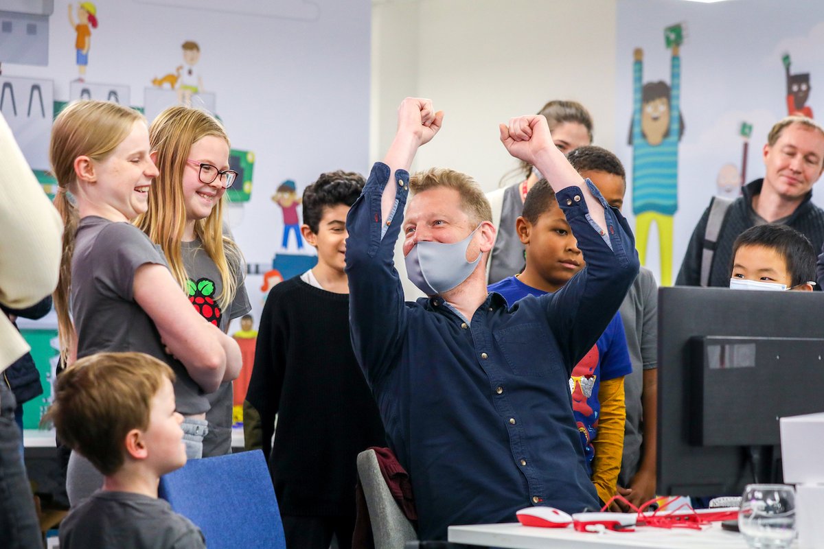 RaspberryPi_org's tweet photo. A huge thank you to everyone that has supported our #RaspberryPiDay campaign this #PiDay.
You can still get involved.
Read more on our blog: https://t.co/tvfD2T1qG9 https://t.co/ssRKrHa5ey