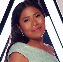 MismisimoRenato's tweet photo. ¿Por qué les llena tanto de orgullo que este vato llegue a hacer entrevistas a los premios Oscar? // ¿por qué ella no les llena de orgullo que llegó a los Oscar como elenco de una película?
Ah si, pinche país clasista y racista https://t.co/3aDtj46hfw