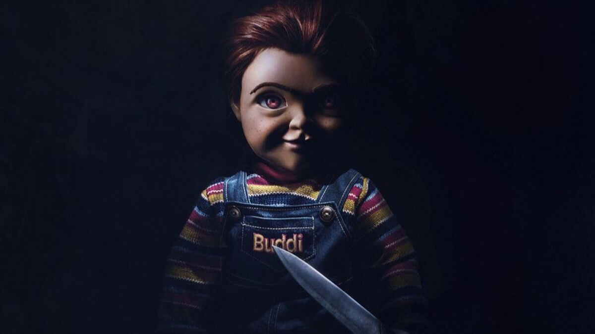 MikeysDead's tweet photo. Who wins? 🔪

Retweet for OG Chucky
Like for REMAKE Chucky https://t.co/PeGlmw18jH
