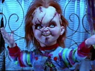 MikeysDead's tweet photo. Who wins? 🔪

Retweet for OG Chucky
Like for REMAKE Chucky https://t.co/PeGlmw18jH