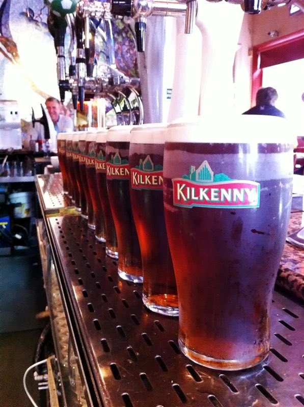 Perfect pints every time at TP Smiths 🍺

#ireland #dublin #dublincity #dublinpub #tpsmiths #tpsmithsbarandrestaurant