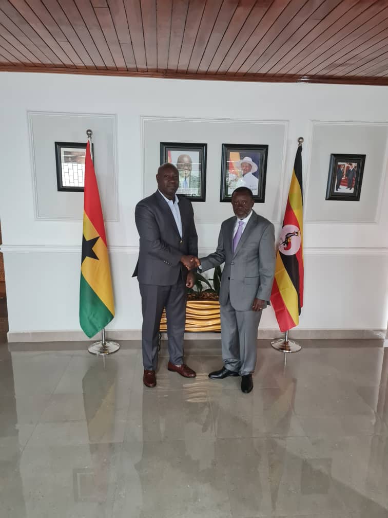 NelsonOcheger's tweet photo. I have paid a courtesy call to @KwameEjalu, the the Honorary Consul of the Republic of Ghana in Uganda. I congratulated him on his appointment and discussed matters of mutual interest between the two countries. @GovUganda, @UgandaMFA, @GCICUganda, @UgandaMediaCent. https://t.co/rQc3SNqplG