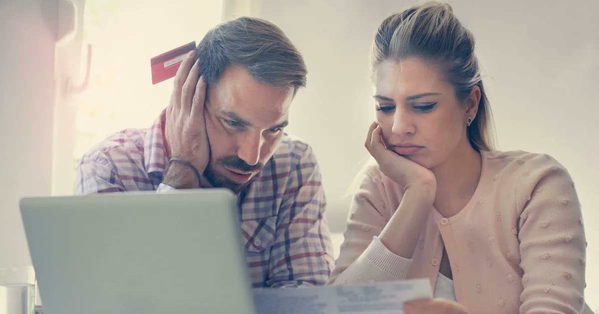 BerkeleyIntl's tweet image. Is the cost of living crisis causing a strain on your relationship? 💸 

“Whether you're in a brand new relationship or you've been committed for a while, take some time to sit down with your partner and talk through your feelings about money."

buff.ly/3ymyyDh