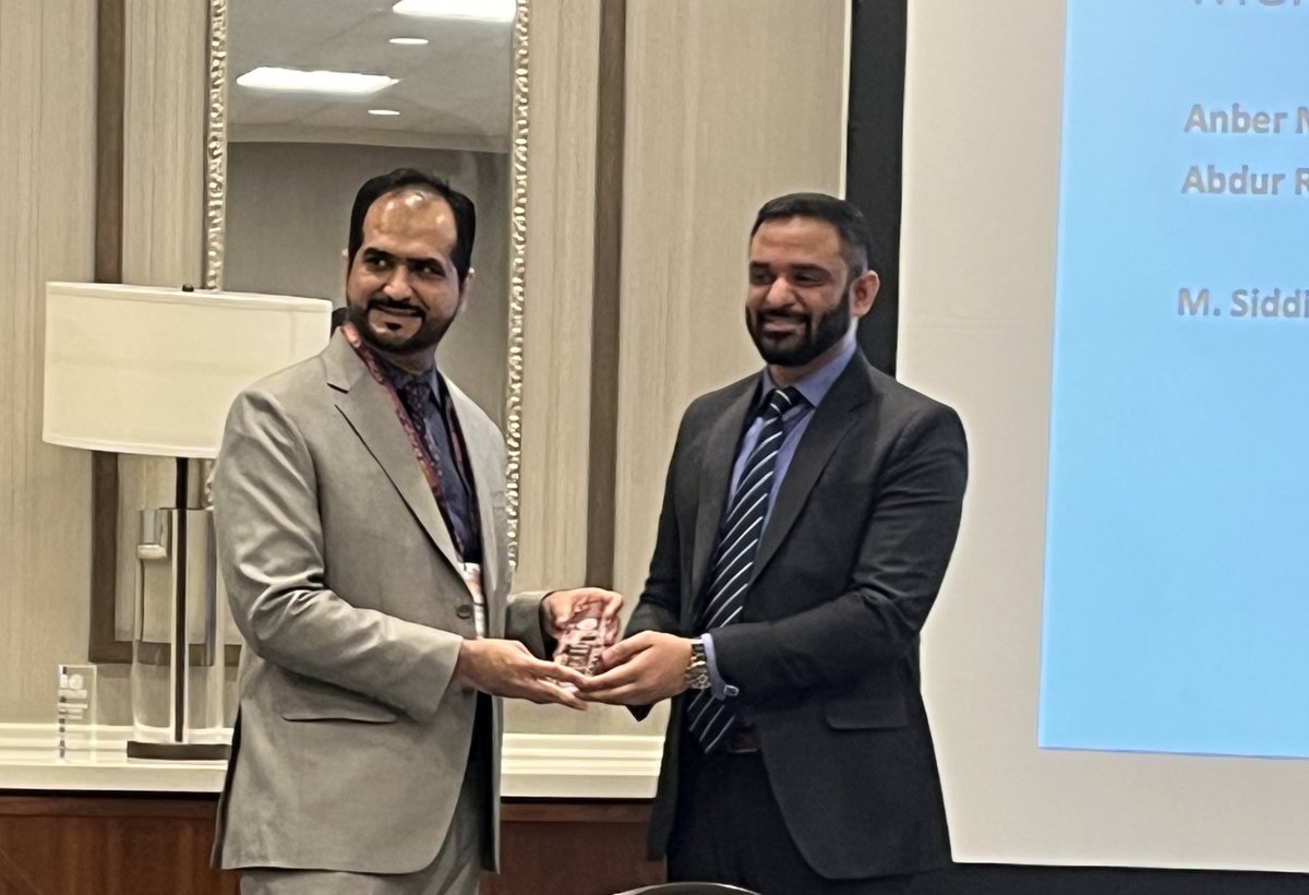 Congratulations Dr. Abdur-Rahim Khan for receiving Mentorship Award (mentee). Dr. Khan is a pathology resident applicant and graduate of Karachi Medical and Dental College, Karachi, Pakistan. @Arkhan916 

#USCAP2023 #IAMUSCAP #PAPSatUSCAP #PakPath