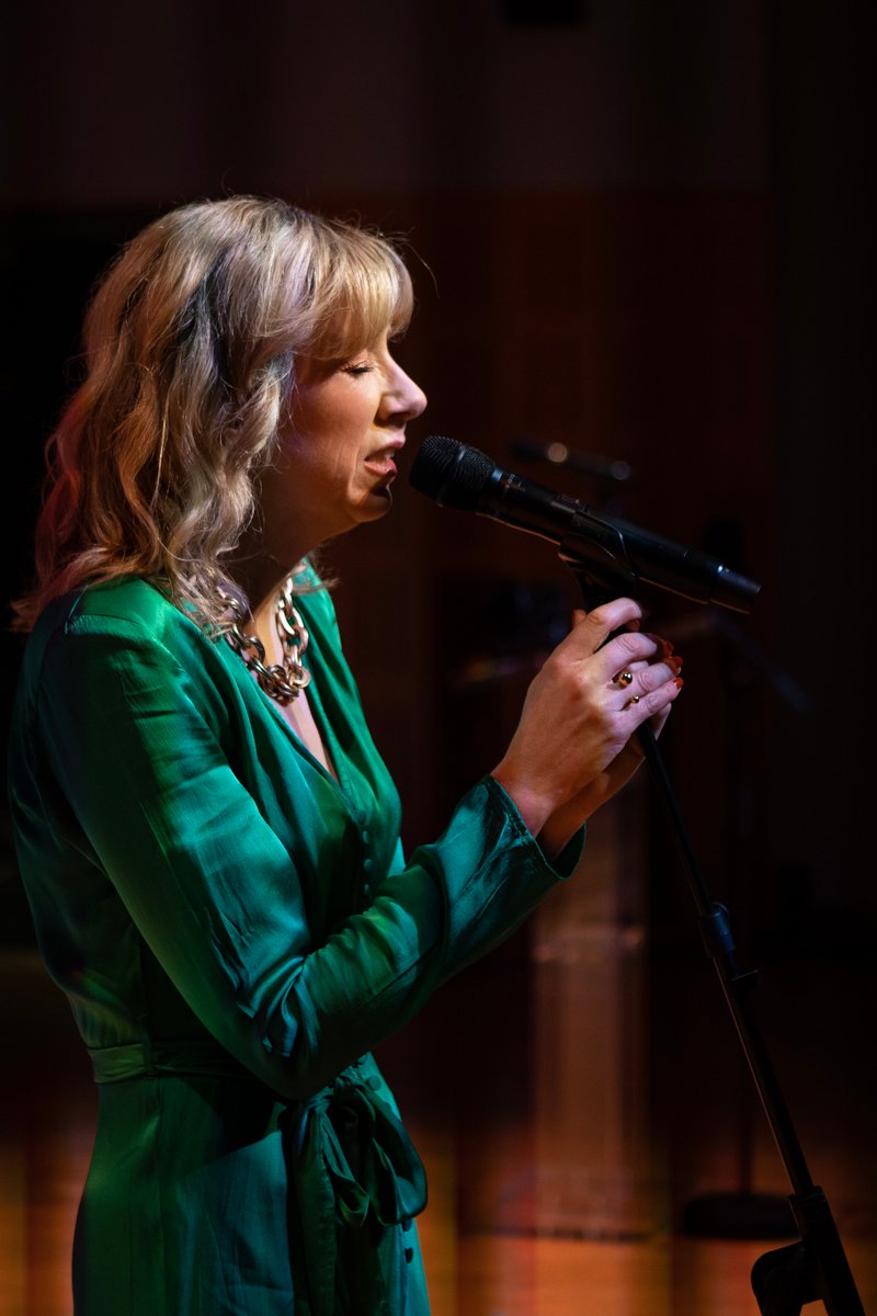 ITMADublin's tweet image. We&apos;d like to thank all our artists and everyone who came out Sunday for our Drawing from the Well concert. A beautiful night made possible thanks to our sponsors, ITMA staff and continued support from @NCH_Music.

#RTESupportingtheArts