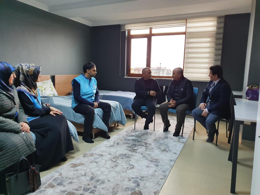 tuncaysonel's tweet photo. Deprem bölgelerinden Ordu’ya gelen 8086 vatandaşımızı misafir ediyoruz.  Üç aylık Adıyamanlı Evin bebek de onlardan biri… #Ordu https://t.co/nTHc1FGjW8