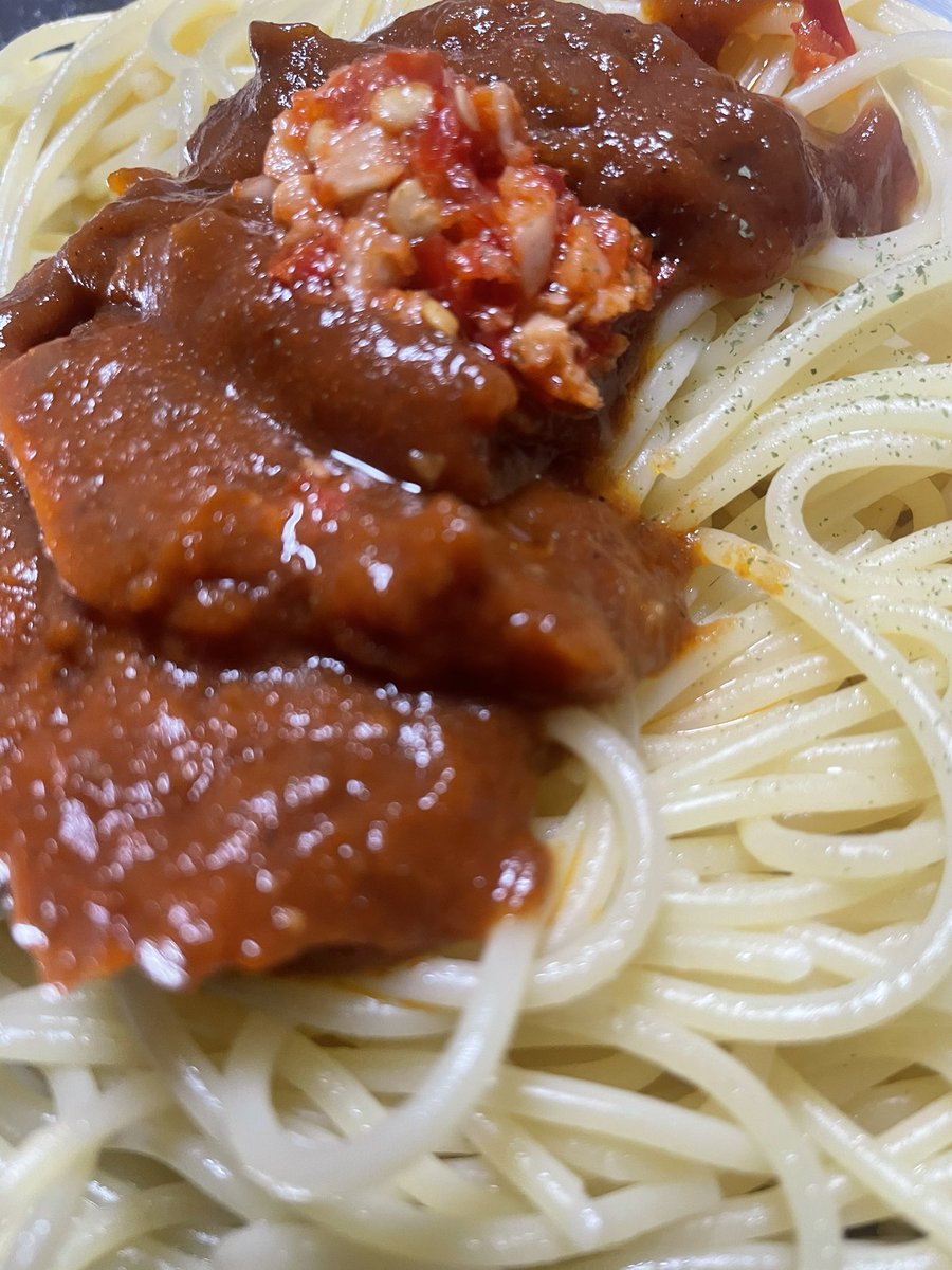#夕食部
アーリオオーリオペペロンチーノ乗せミートソーススパゲッティ