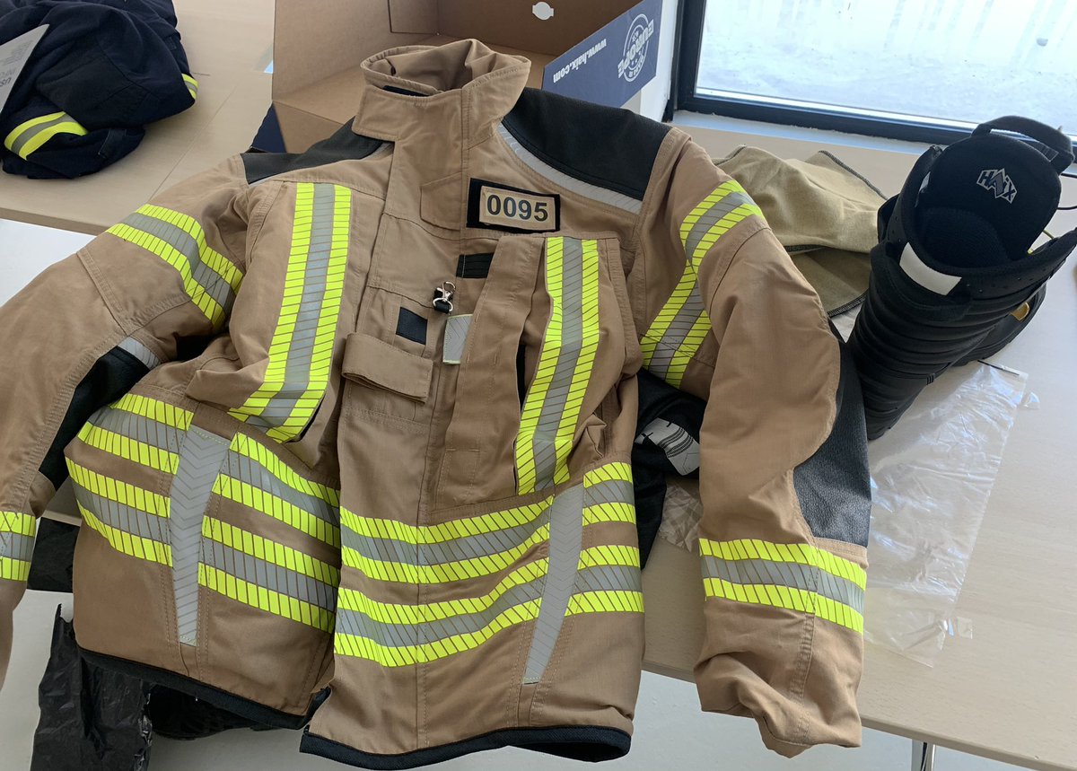 BOMBEROS DOSHERMANAS tweet media