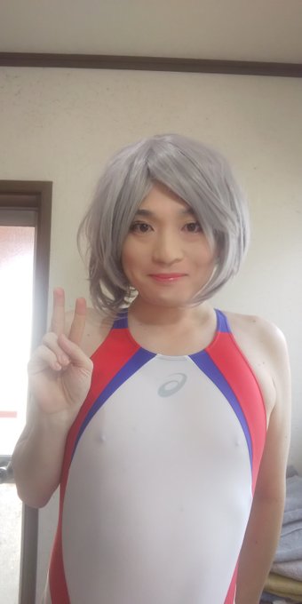 愛河の水着ぴっちり着心地シリーズ3
ホワイトデーということで白アシ(ハイドロCDの白)
ハイドロSPと比べるとさらさらした感触になります。また単色よりも画像のような3色のパターンの方が縫製部分が多く肩を通すときにきつさを感じます。透け具合は画像の通りです 