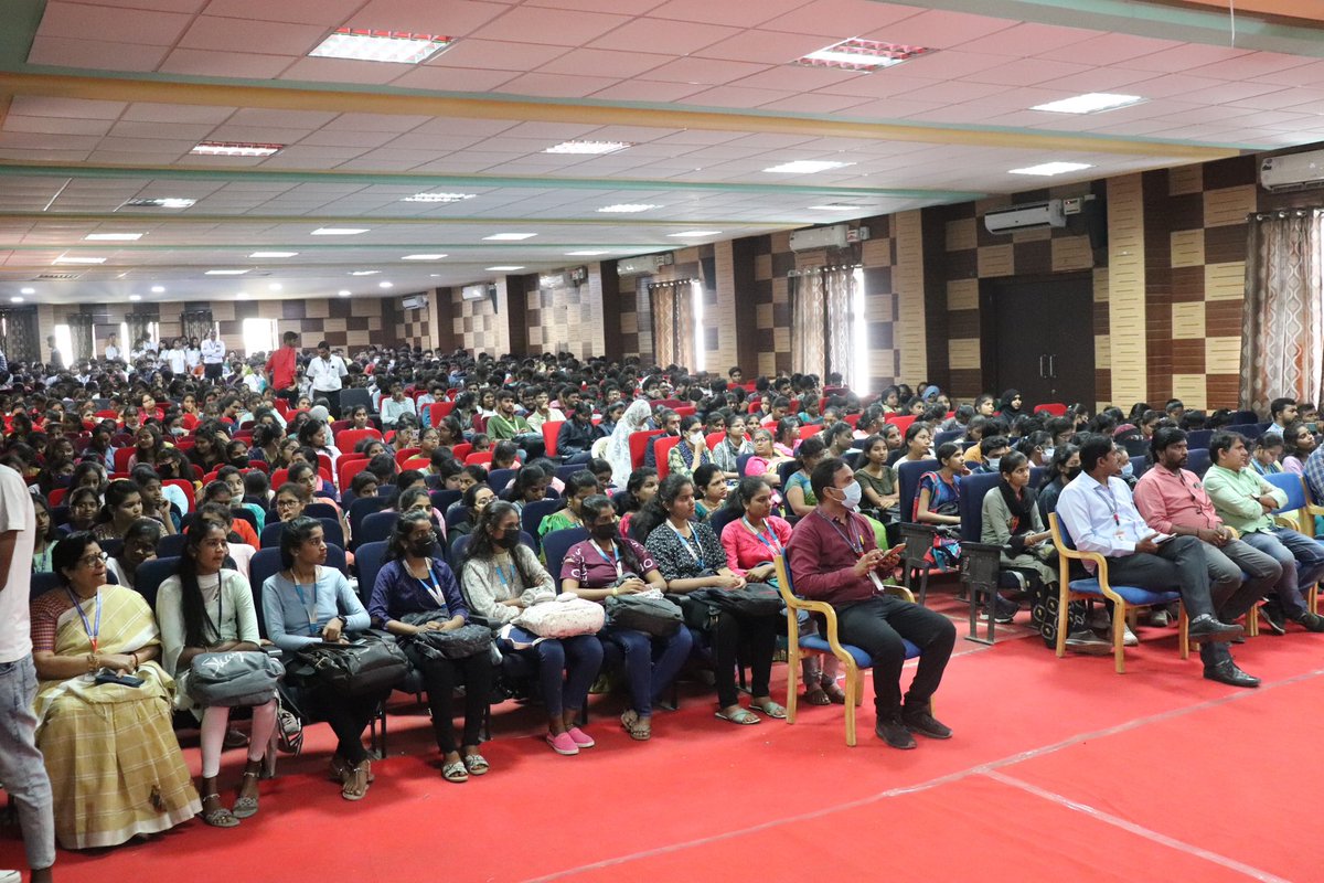 MarriRajasekar's tweet photo. Congratulations to all the students &amp; faculty of #MLRITM &amp; #MLRIP for organising an amazing Two day #technical fest - #Valorous 2023.

Your efforts have created a wonderful experience for everyone involved - Kudos to your outstanding contribution!👍 https://t.co/3hf653eArh