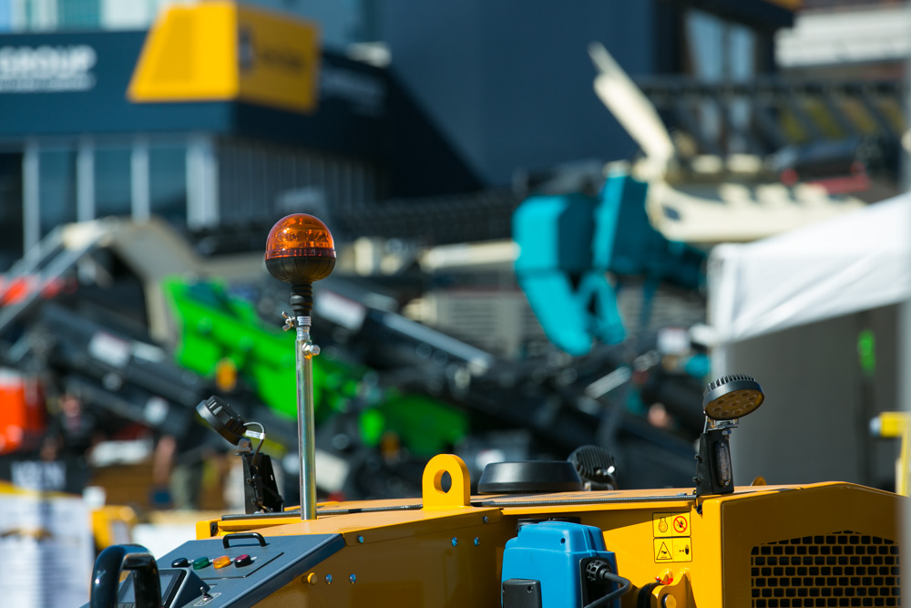 global_highways's tweet photo. 🤩 Exciting times! The biggest @conexpoconagg 🏗️  is happening now! Follow us for the latest updates from the show! #conexponews #worldhighways #constructionindustry #machinary https://t.co/CFZW2D0fSN