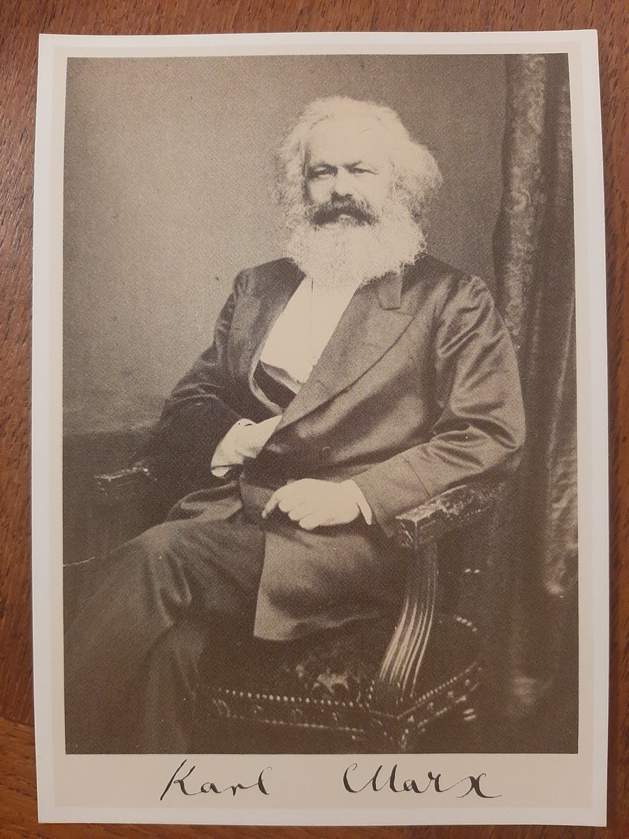 El 14 de marzo de 1883 moría en Londres el más grande revolucionario de todos los tiempos, #KarlMarx Su pensamiento y su obra, tan desconocida como tergiversada, sigue siendo una guía para la emancipación humana. La persistente demonización del marxismo es una prueba fehaciente.