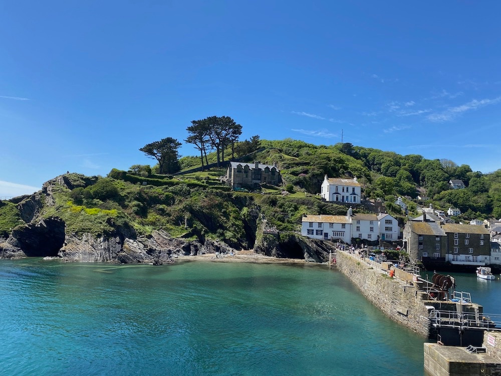 robnitm's tweet photo. Anyone into knitting? I’m going to be doing the food at this brilliant "Knitting with Colour" retreat in Polperro, Cornwall - 18-21 April. 

https://t.co/FA9t4daeCF https://t.co/Ffu75g4ehd