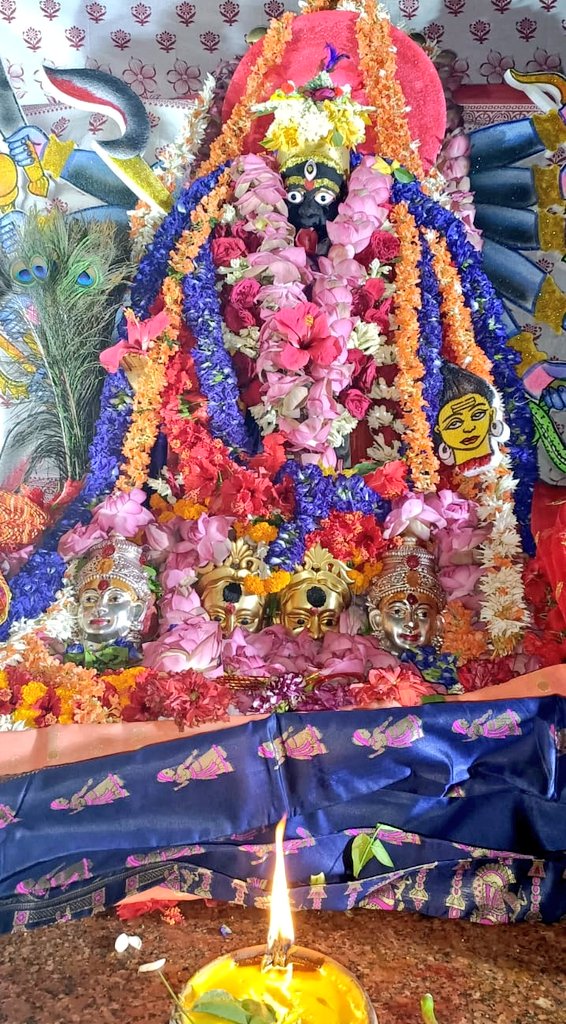 TaraTariniPith's tweet photo. ପବିତ୍ର ଚୈତ୍ର ମାସ ର ପ୍ରଥମ ପାଳି ରେ ମା' ତାରା ତାରିଣୀ ଙ୍କ ମହାକାଳୀ ବେଶ।
Maha Kali besha of Maa Tara Tarini on the auspicious occasion of Chaitra first Tuesday 
 Jay Maa Tara Tarini 🙏🙏
🚩🚩🪔🪔🌺🌺🪔🪔🚩🚩 https://t.co/0VJUIvS6qW