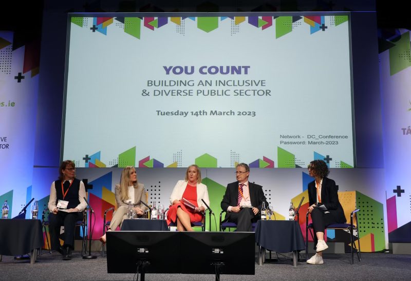 Publicjobsie's tweet image. Leaders Panel with moderator Fionnuala Meehan; Shirley Comerford, Assistant Secretary, DPER; Yvonne Cooke, Executive Director of Human Resources and People Development,
An Garda Síochána; Frankie Kay, Chief information Officer, CSO and Frank O’Mara, Director, Teagasc #YouCount