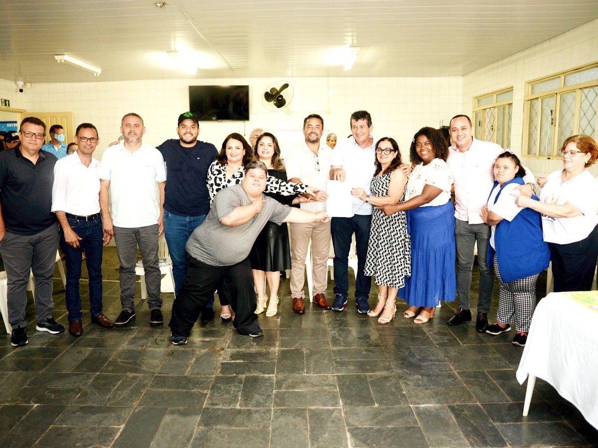 correiopopular_'s tweet image. Prefeitura assina a renovação de convênio com Apae
correiopopular.news/vernot.php?id=…
#jiparana #apae #convenio #semed #educacao #renovacao