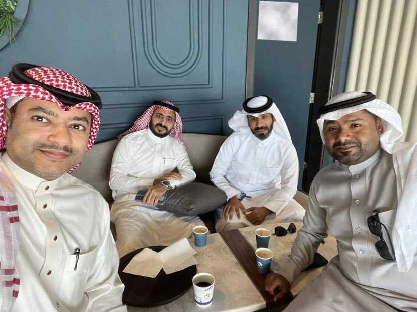 mitiebareshi's tweet photo. تأنسُ الرّوحُ عند لقاء الأحبه 🤍🤍🤍 @yasser33312 @abubasam11 @yhya0130 https://t.co/CxT6dr84Ct