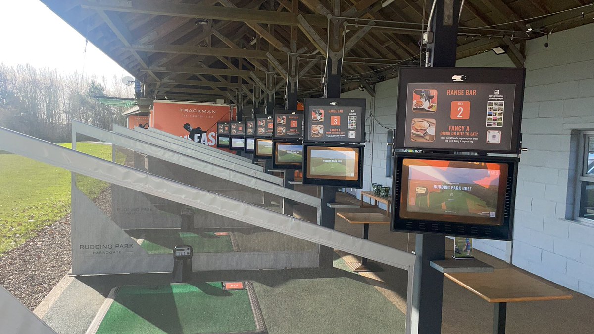 Mcgeehan1M's tweet image. Clients enjoying the pre round warm up clinic @RuddingParkGolf @pinnacle_mp @proagenda @PGAYorkshire #LongDrives #PlaneWork #Coaching