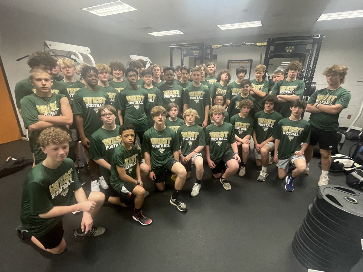 WestForsythStrength (@strengthwest) on Twitter photo New batch of Wolverines working hard in the new and improved #westpowerplant <a href="/CoachJNich/">Jacob Nichols</a> <a href="/DaveSvehla/">Coach Svehla</a> <a href="/DrArchambeau/">Dr. Aaron Archambeau</a> New batch of Wolverines working hard in the new and improved #westpowerplant <a href="/CoachJNich/">Jacob Nichols</a> <a href="/DaveSvehla/">Coach Svehla</a> <a href="/DrArchambeau/">Dr. Aaron Archambeau</a>