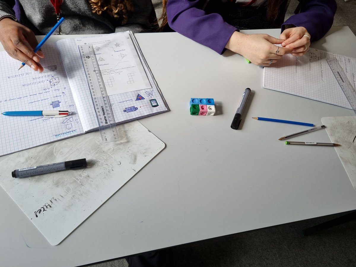 AHSMathematics's tweet photo. Fantastic visual lesson with year 9's working with the multilink blocks to represent plans and elevations!! #AHSMaths #welovemaths #Mathsisfun #visualmaths https://t.co/HUMUzZwWIM