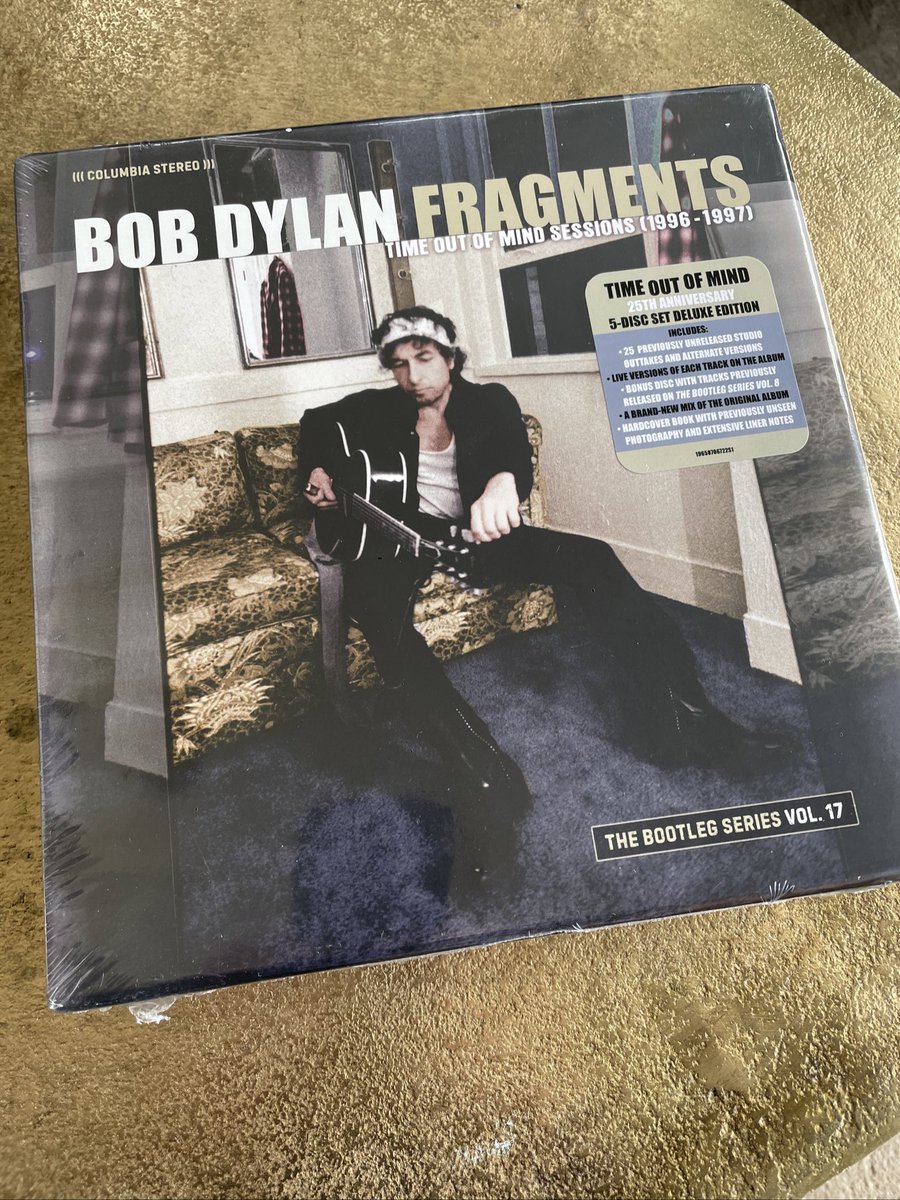 moorsie69's tweet photo. @sdedition My set duly arrived today £40 with standard shipping. Thanks to @sdedition my mother has had a decent upgrade on the two disc set I was going to get her for Mothers Day. Just wish I ordered two now so I had a copy. https://t.co/03OtniyNrJ