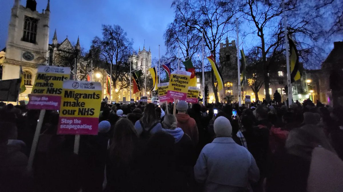 AlighaderiUK's tweet photo. Yesterday I joined hundreds of other people and organisations to show our solidarity to refugees and asylum seekers and to show our anger about the new Illegal Migration Bill.

#refugee #refugeeswelcome #TogetherWithRefugees #UK #StopTheFlights #London https://t.co/qUplYx0mMF