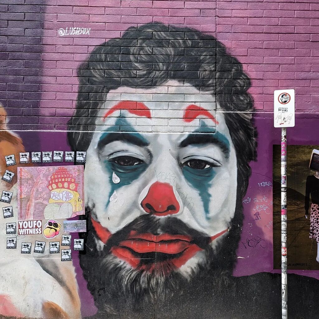 the_unscene73's tweet photo. Strangest faces
-
-
#melbourne #lushsux #streetphotography #instagraffiti #world_graffiti_art #graffitiart #graffiti #streetart #graffitiporn #art #urban #urbanart #globalstreetart #publicart #lanewayart #mural #shotonpixel7pro #shotbypixel #teampixel #i… https://t.co/vwHQZPKpoN https://t.co/paAgzU22rO