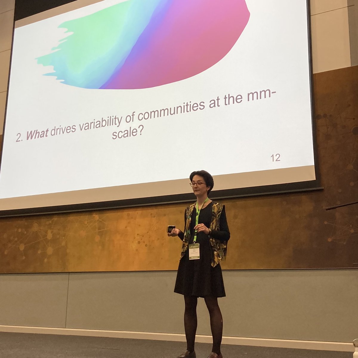 Soil Biodiversity (@thegsbi) on Twitter photo #GSB2023 Eva Simon <a href="/univienna/">Universität Wien</a> discusses microbial diversity in soil microaggregates (2 mm!!) #GSB2023 Eva Simon <a href="/univienna/">Universität Wien</a> discusses microbial diversity in soil microaggregates (2 mm!!)