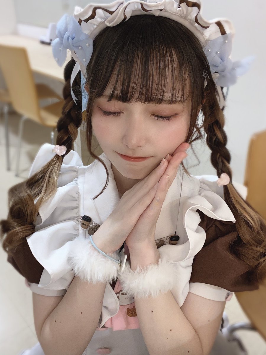 maid_kohi's tweet photo. すやすや……💤💤 https://t.co/x3wYMgbujY