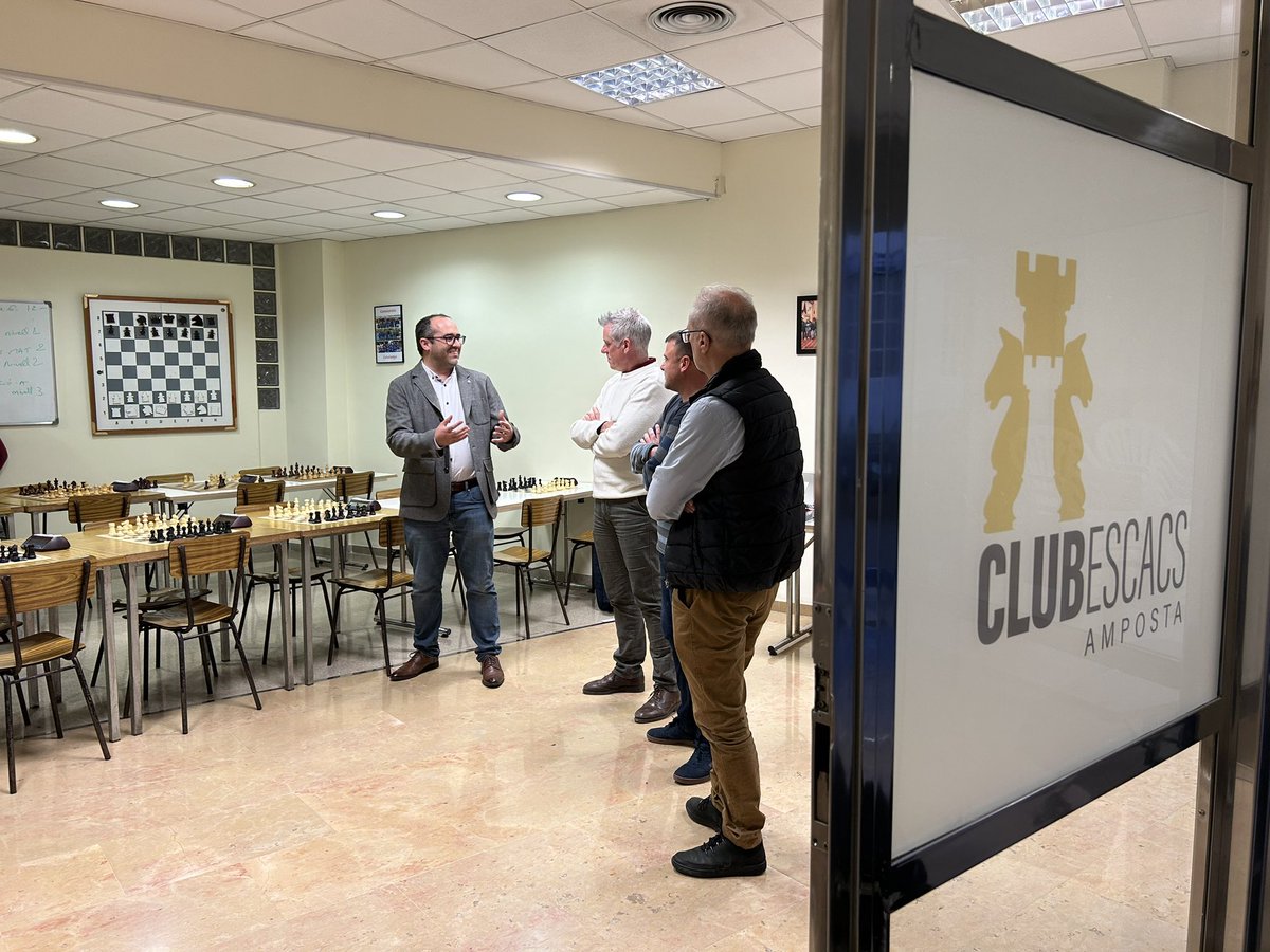 ajamposta's tweet photo. ♟️ESPORTS | L’Ajuntament cedeix un nou local al Club Escacs Amposta l’any del seu 75è aniversari

📅 Divendres 10 de març, el Club va inaugurar les noves instal•lacions, ubicades al carrer Jaume I

+INFO: https://t.co/WhQx5QFXXu

#AmpostaCiutatEsportiva
@escacsamposta https://t.co/QZ2pndkEpp
