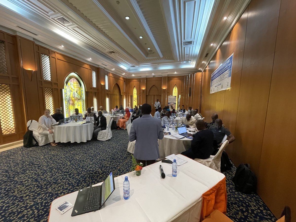 meier_matias's tweet photo. An honor to open this 3-day workshop together with Ismaila Ongaiba of the #Malian 🇲🇱National Directorate of Social Development (DNDS) in charge of Durable Solutions. 

Community resilience &amp; inclusion support program #PARIC.

@UEauMali @BartOuvryEU @UE_BURKINA @WolframVetterEU https://t.co/NDiJQh69e5