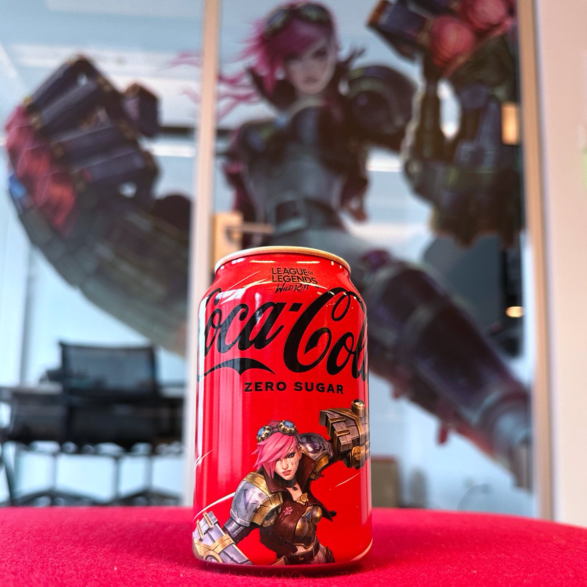 wildriftukn's tweet photo. The Wild Rift x Coca-Cola cans just dropped in the UK! 🇬🇧

Have you spotted them yet? 👀 https://t.co/cUoyJMWSwa