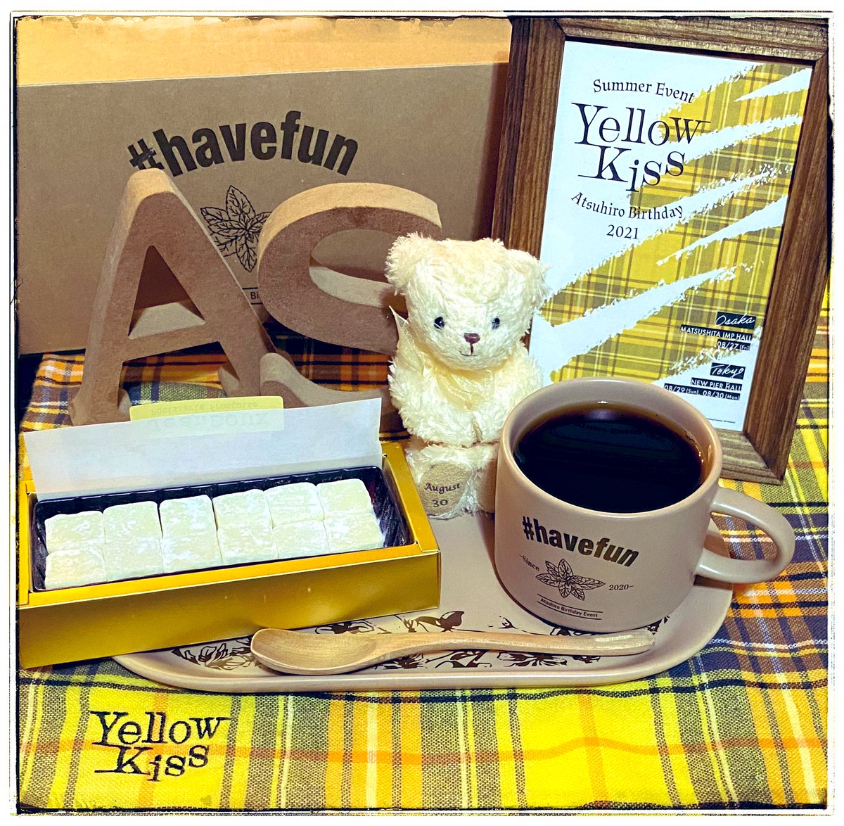 arrietty0830's tweet photo. 集中モードで
お忙しいのかにゃ|•,,)ﾁﾗｯ♡

それでも
ホワイトデーに
#夜の待ち合わせ✩°̥࿐

今日も
ちゃあんと
逢いに来てくれるあっちん
ありがと(ᴗ͈ˬᴗ͈)♡

いただいたチョコで
#havefuntime
(｡•ᴗ-)_☕♡
レモン系なのが
うれしい💛

#佐藤アツヒロ
#直感1109
#また明日ねっ♡ https://t.co/sKHWKjyeFQ
