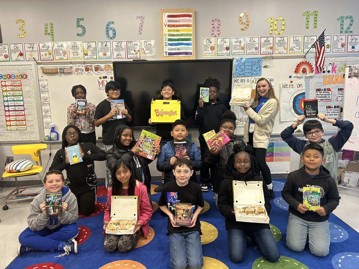 MsFitta's tweet photo. Thank you @Bojangles for the donation of classroom books and a gift card for the @NCCATNews BTOY finalists! We were able to explore our new books this morning while enjoying some BoBerry Biscuits!!🫶🏼 #itsbotime #5thgrade #chroniclesoffifth https://t.co/0UlqBk6Rh1