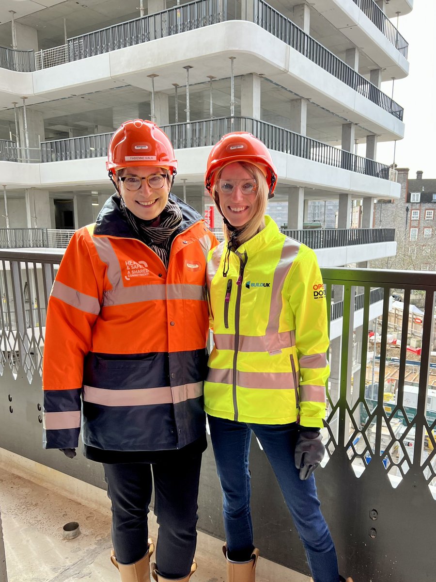 Look who I bumped into this morning😊 Delighted to take a tour of Ebury Bridge with the fabulous @BouyguesUK Chair and @BuildUK Director Fabienne Viala #OpenDoors23